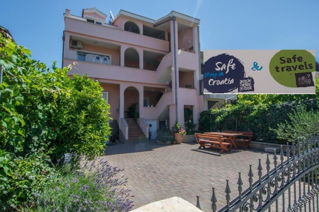זאדאר Apartment Tim מראה חיצוני תמונה